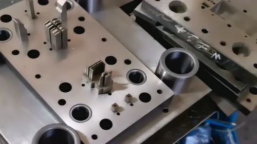最新研制的新模具,各种型号的零件都可以,简直是太方便了