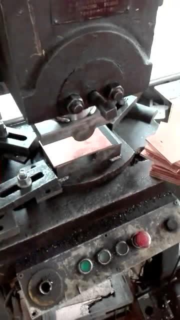 紫铜片模具难度很高啊